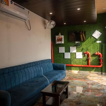 Kiran Palace Otel Varanasi Dış mekan fotoğraf