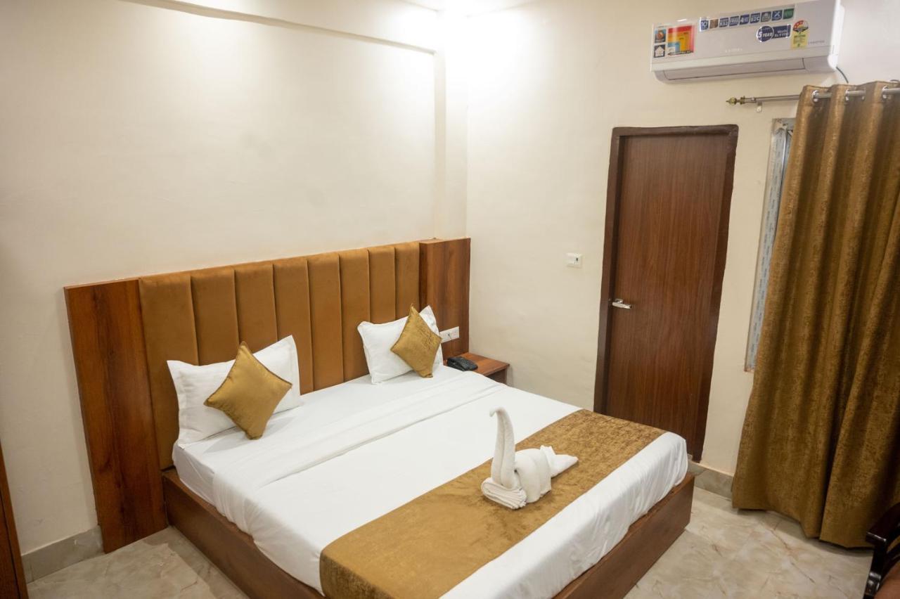 Kiran Palace Otel Varanasi Dış mekan fotoğraf