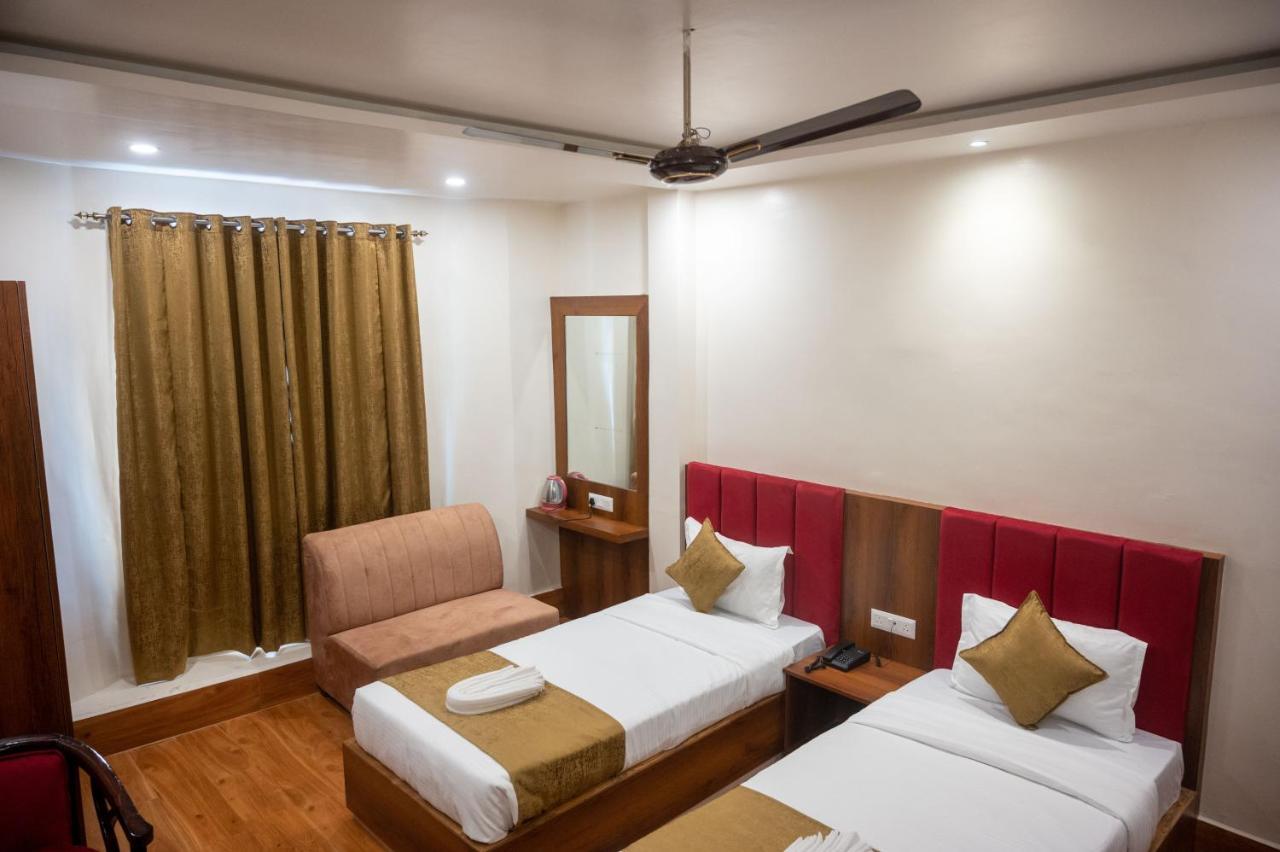 Kiran Palace Otel Varanasi Dış mekan fotoğraf