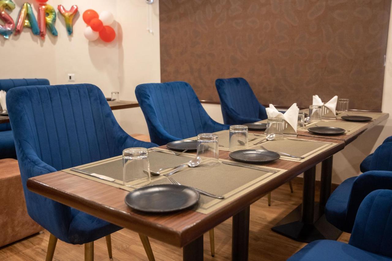 Kiran Palace Otel Varanasi Dış mekan fotoğraf