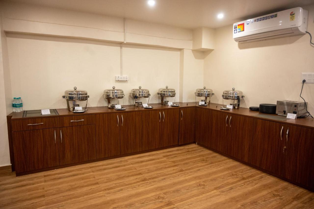 Kiran Palace Otel Varanasi Dış mekan fotoğraf