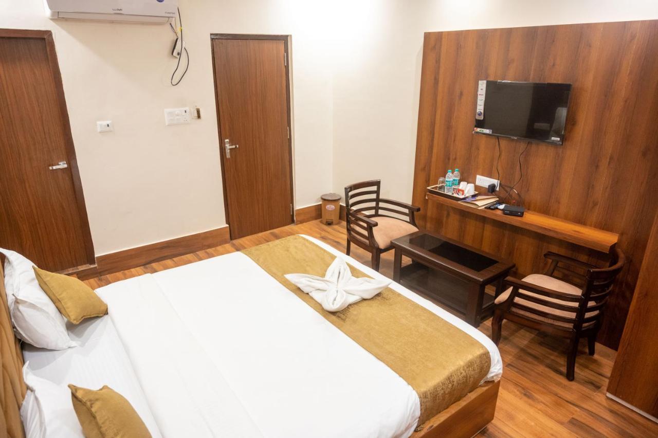 Kiran Palace Otel Varanasi Dış mekan fotoğraf