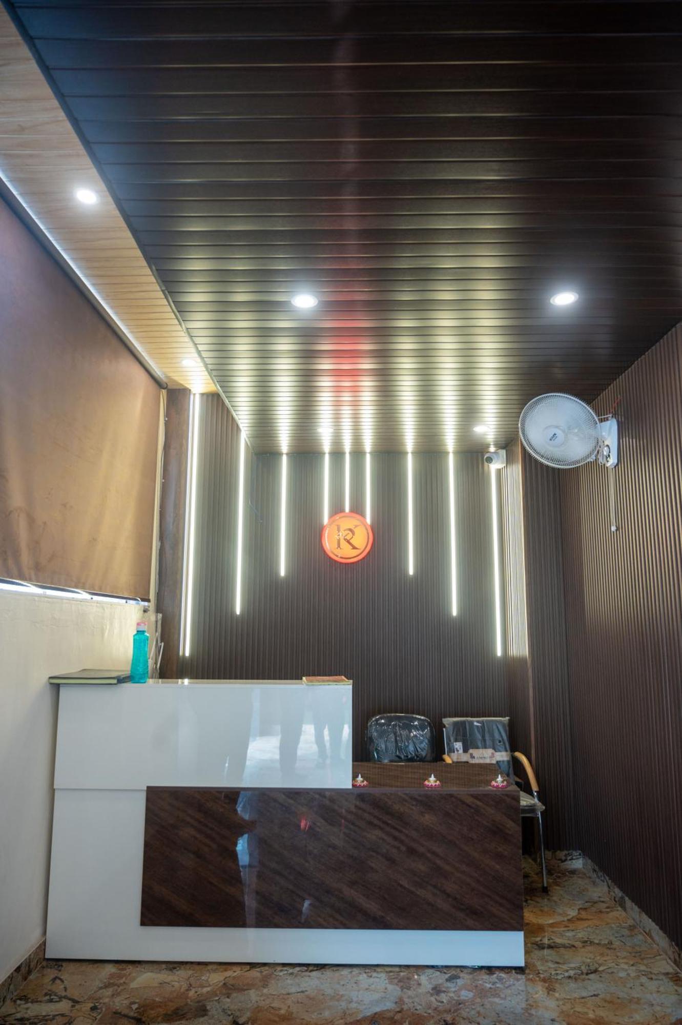 Kiran Palace Otel Varanasi Dış mekan fotoğraf