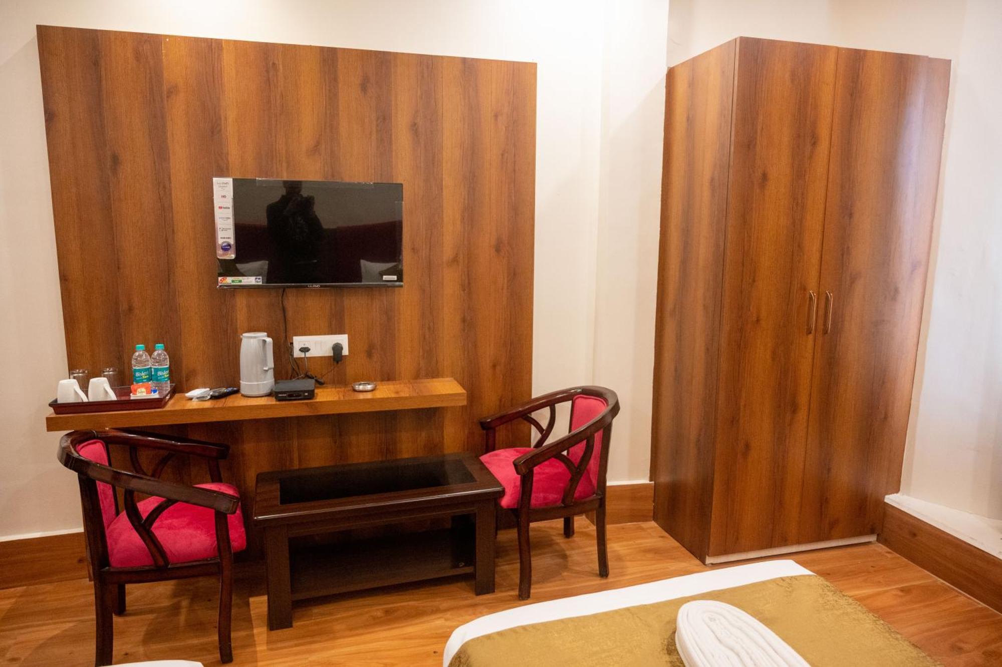 Kiran Palace Otel Varanasi Dış mekan fotoğraf