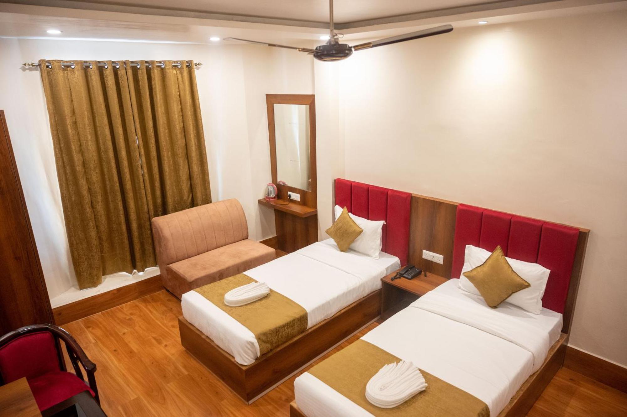 Kiran Palace Otel Varanasi Dış mekan fotoğraf